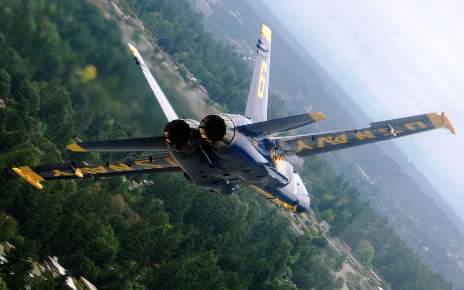 Fly at High Speed - Blå Engle Luftfartøjer Close-Up Flyve ved høj hastighed Wallpaper