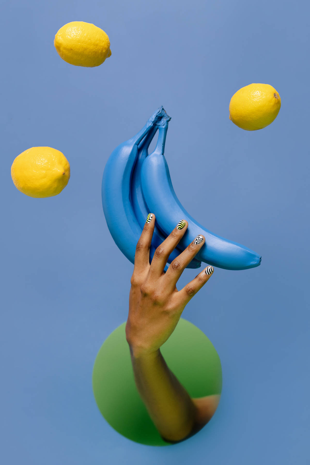 Rare Blue Bananas and Lemons Artistic Display Wallpaper