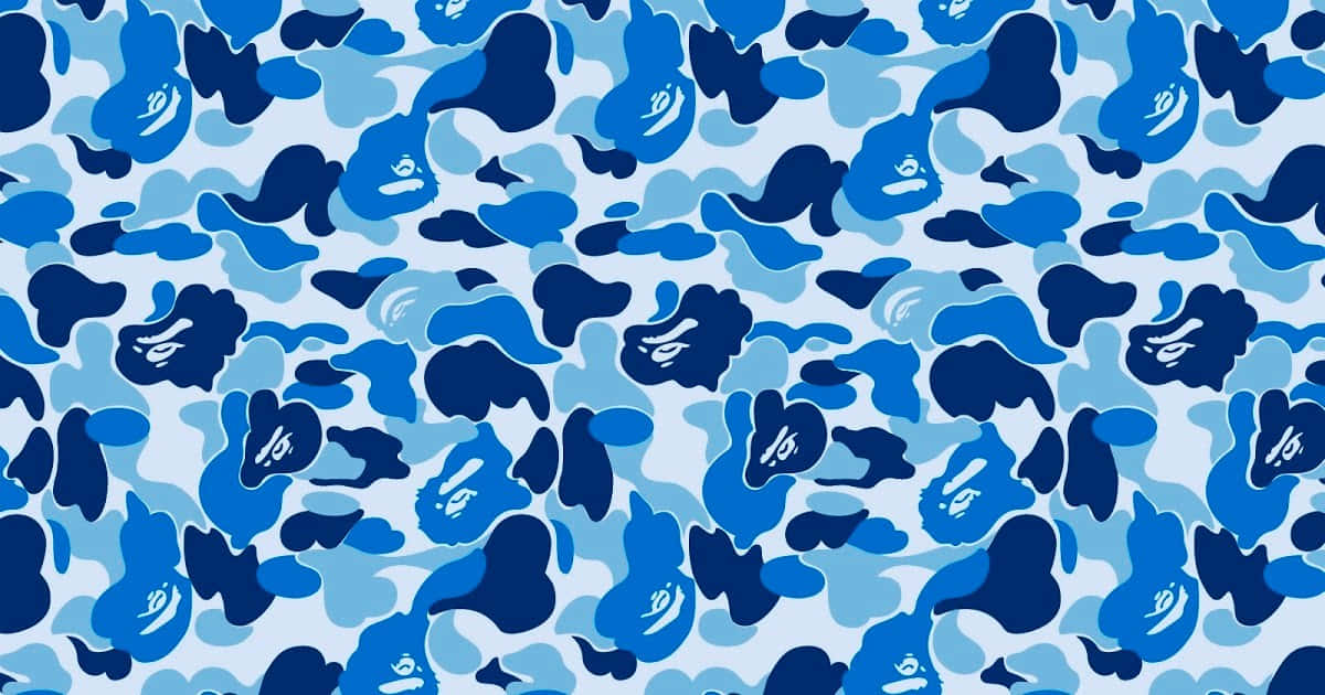Indiesem Ikonischen Blauen Bape Camouflagemuster Treten Sie Stilvoll Auf. Wallpaper