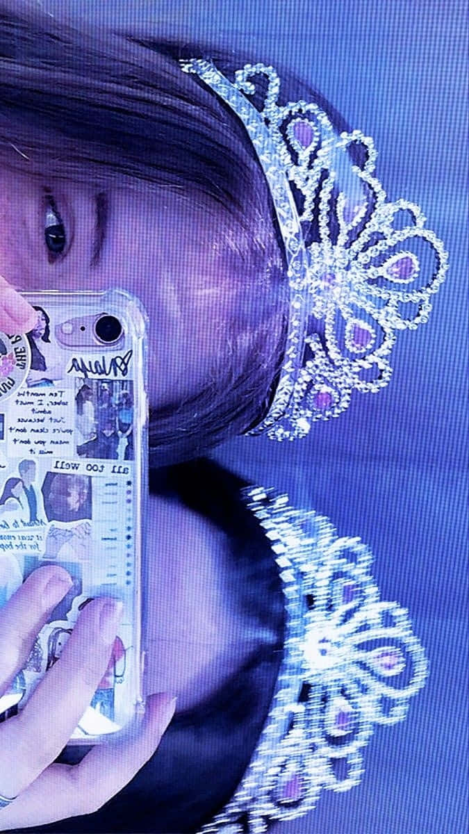 Blue Cybercore Selfiewith Tiara Wallpaper