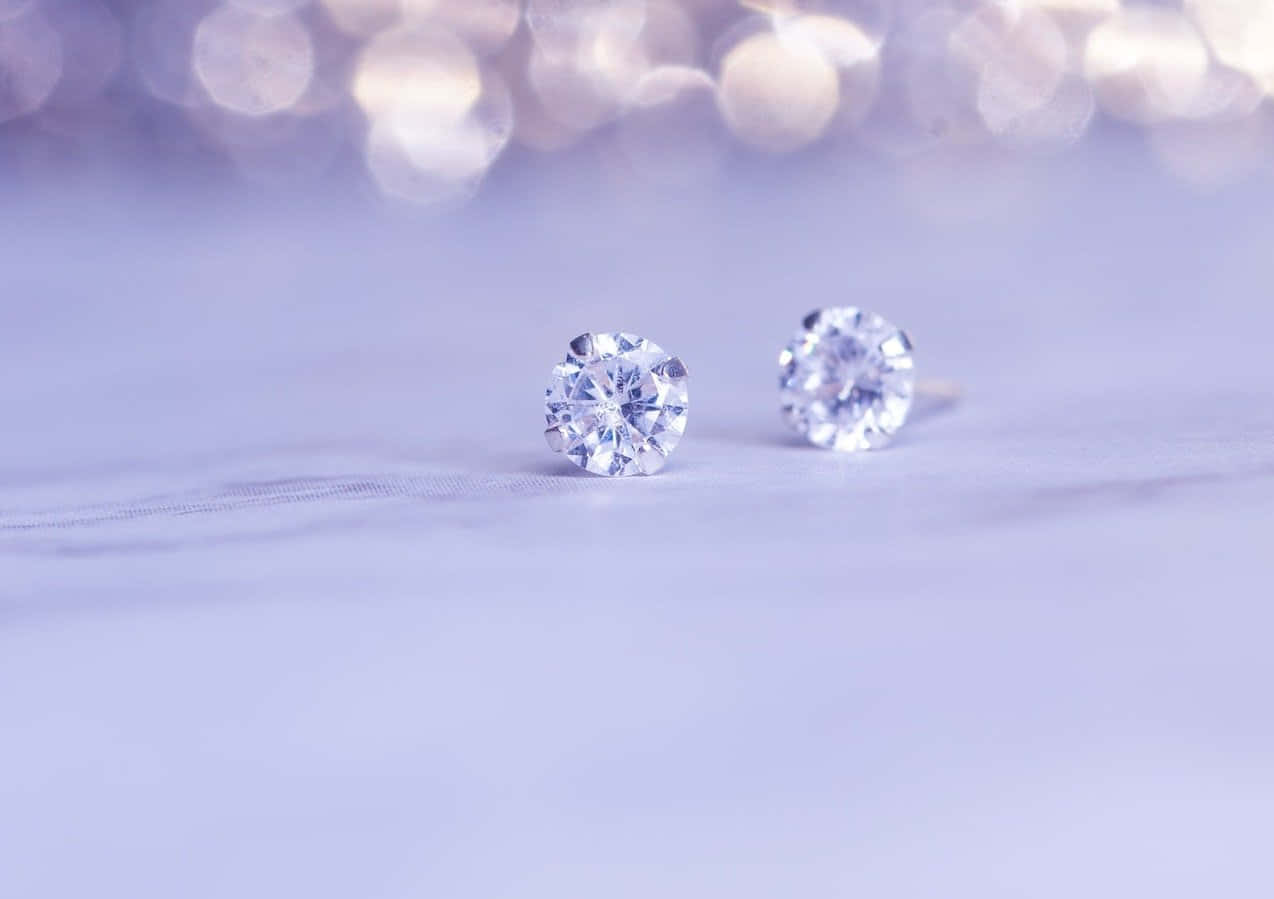 A luxurious background of shining blue diamonds