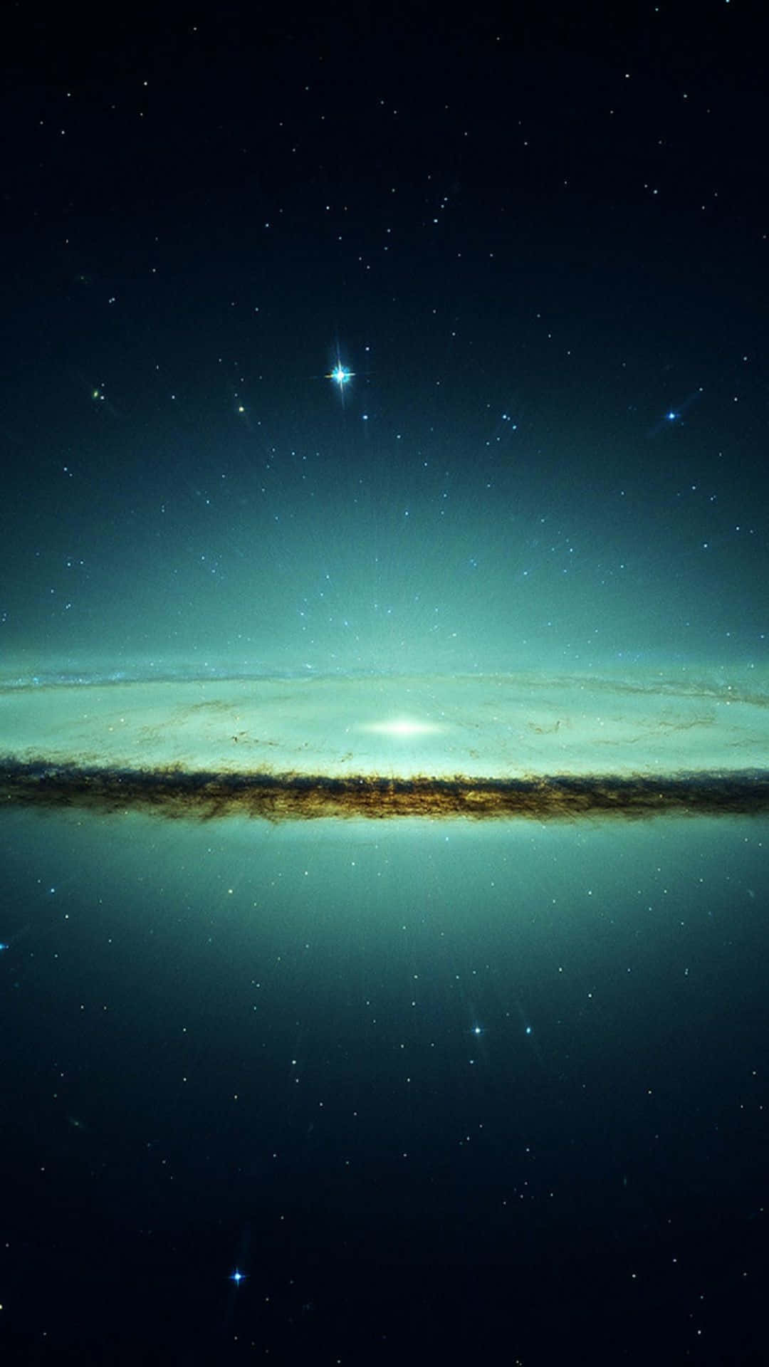 Nyd en spektakulær oplevelse med den blå galakse Iphone baggrund Wallpaper