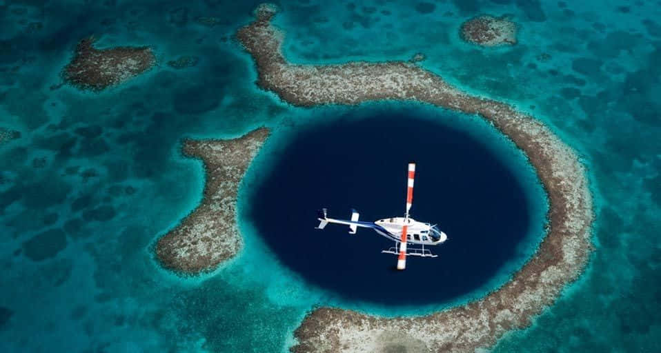 Verken De Schoonheid Van Het Blue Hole Achtergrond