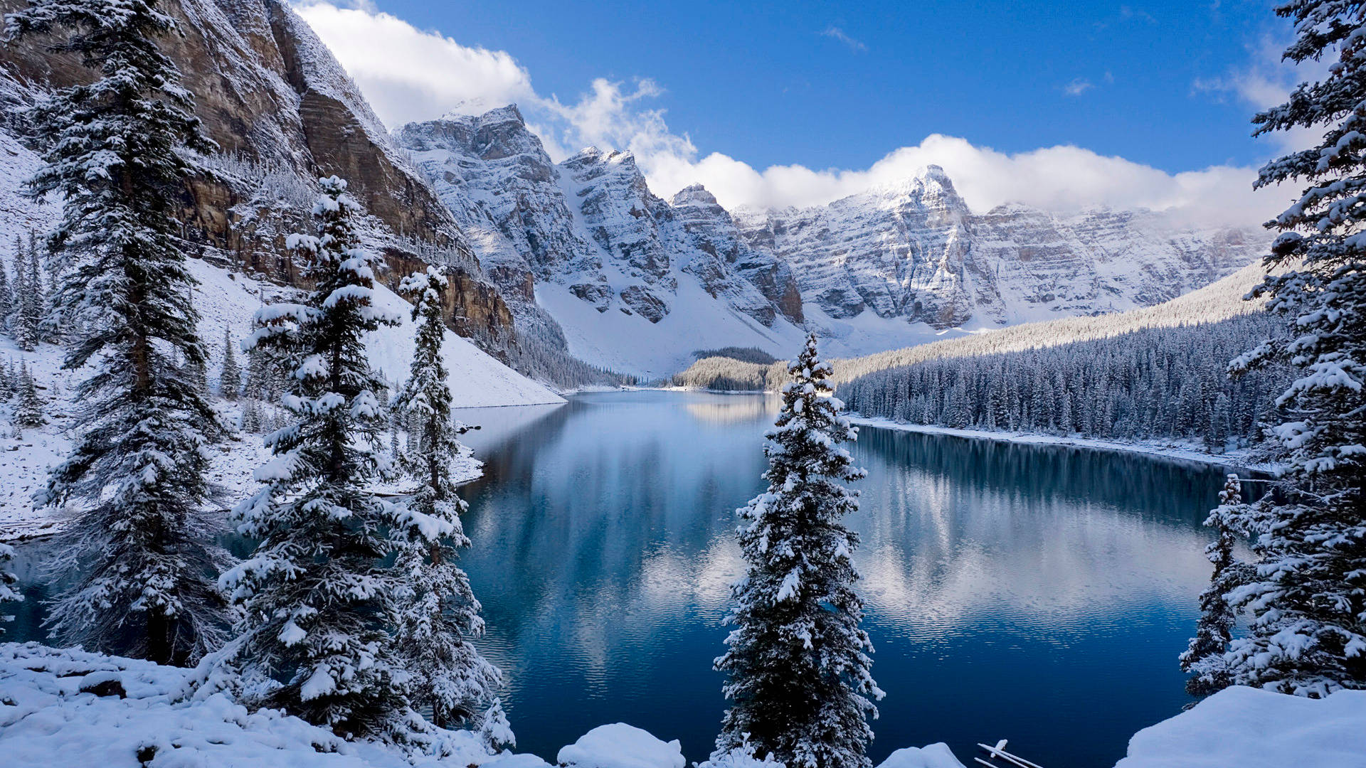 Blue Lake And Mountains Windows Winter Wallpaper