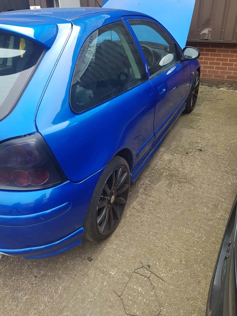 Voiture Bleue M G Z R Vue Latérale Fond d'écran