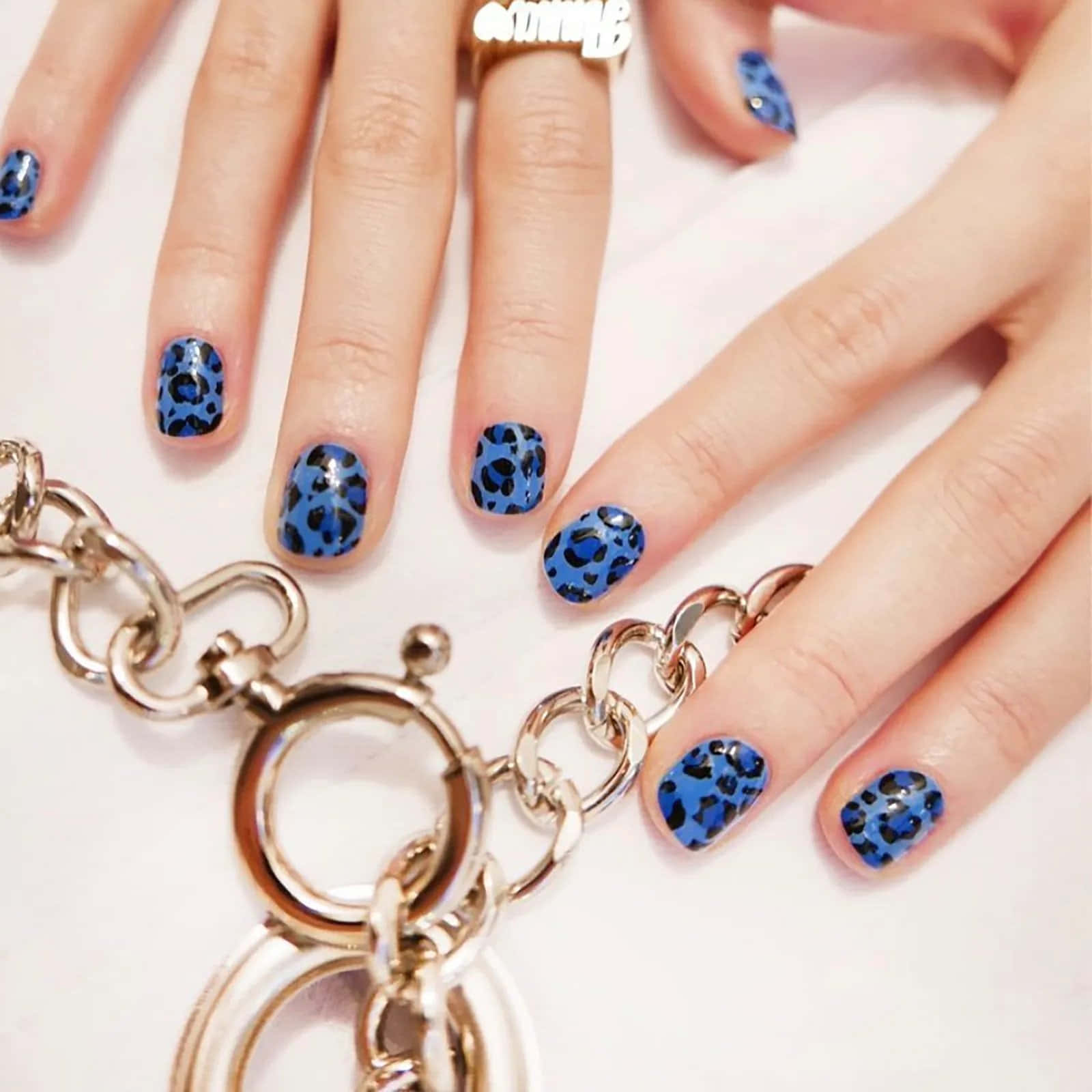 Blue Nails Pictures