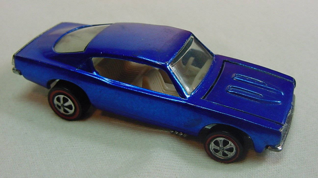 Miniaturade Um Plymouth Barracuda Azul Papel de Parede
