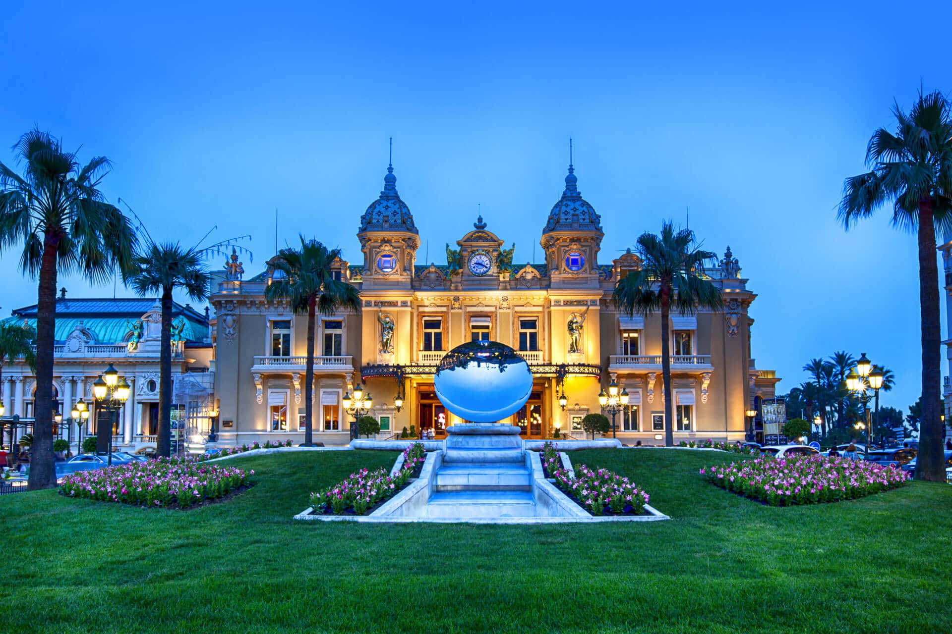 Blue Sky In Casino De Monte Carlo Wallpaper