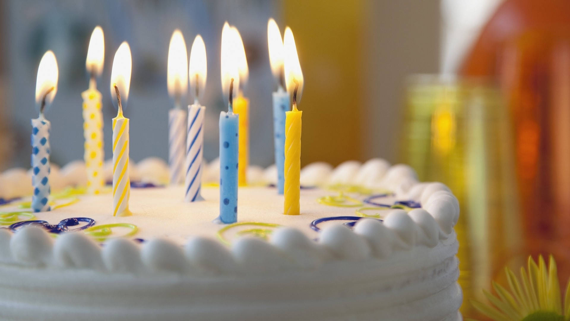 Blue Yellow Birthday Cake Candles Wallpaper