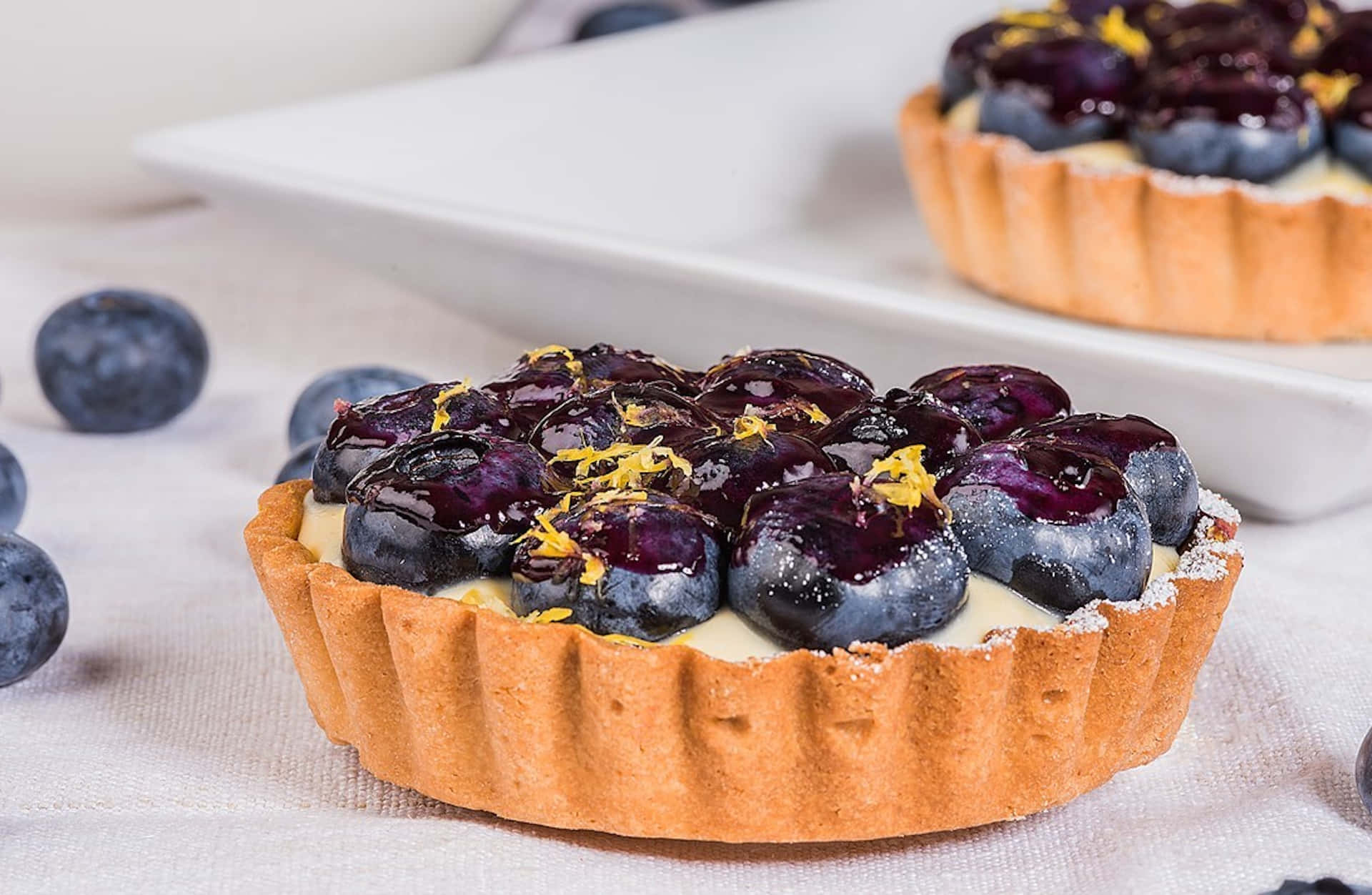 Freshly-Baked Blueberries Tart Wallpaper
