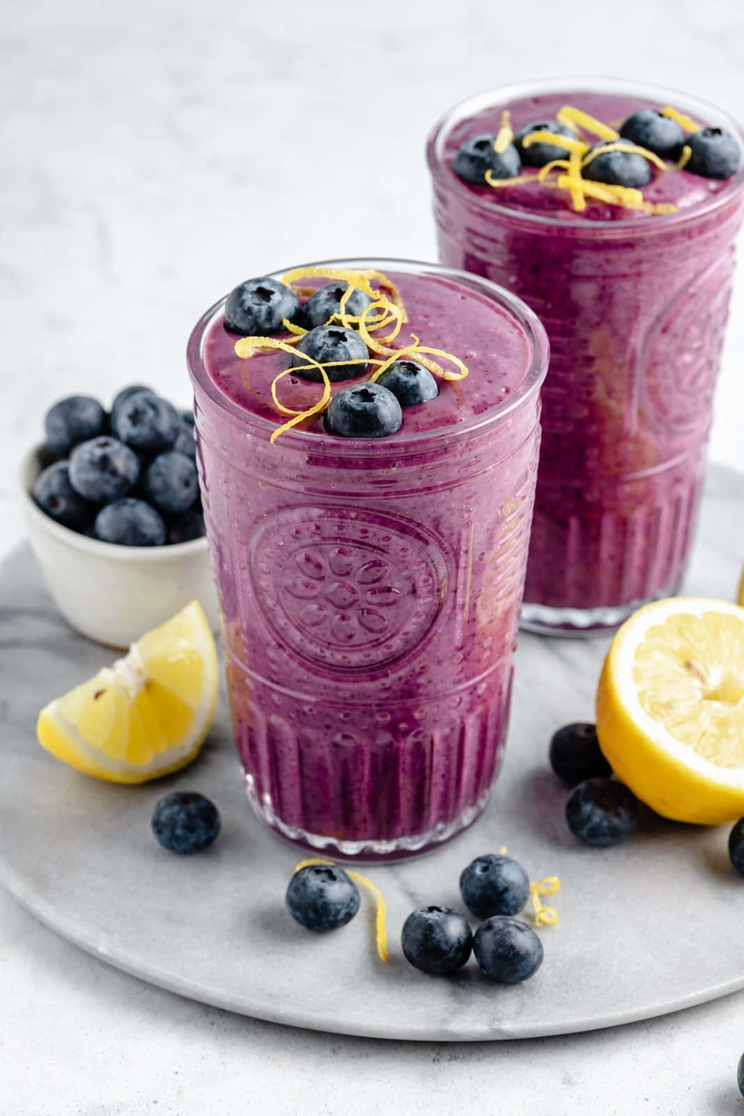 Enjoy a healthy and refreshing blueberry smoothie Wallpaper