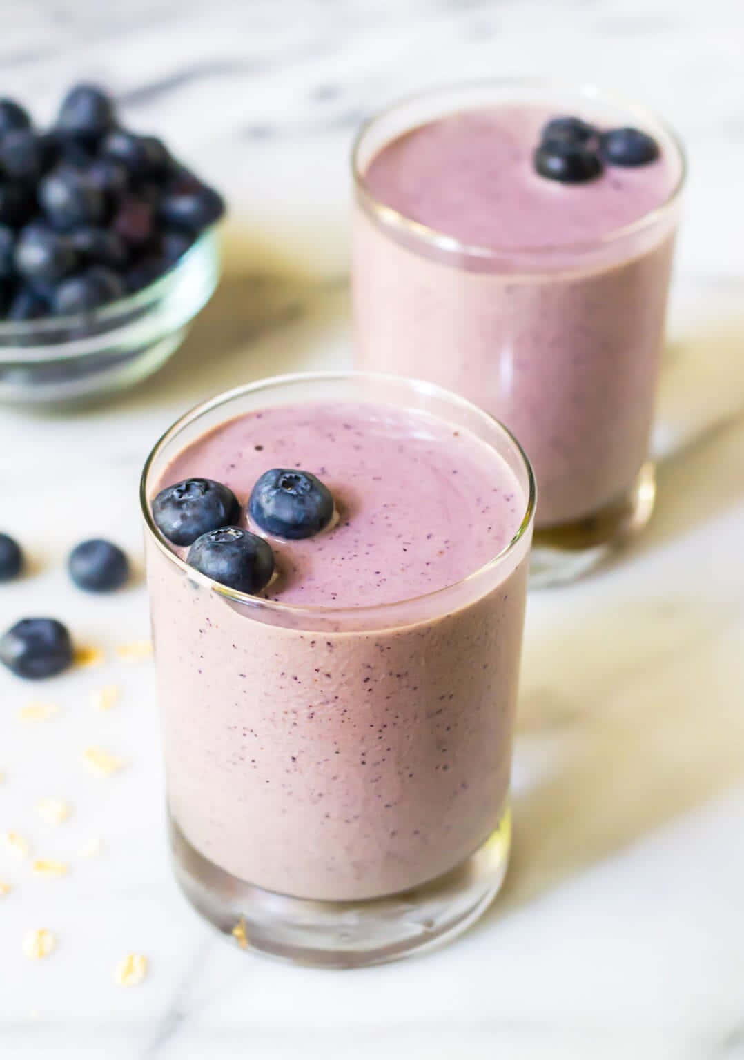 Treat yourself with a delicious Blueberry Smoothie and fill your body with vitamins and minerals! Wallpaper