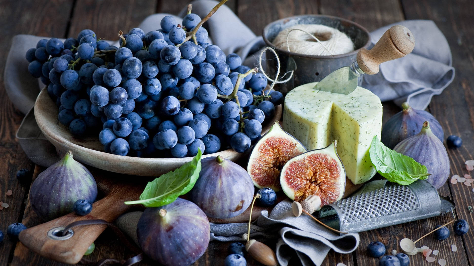 Blueberry With Figs And Cheese Wallpaper