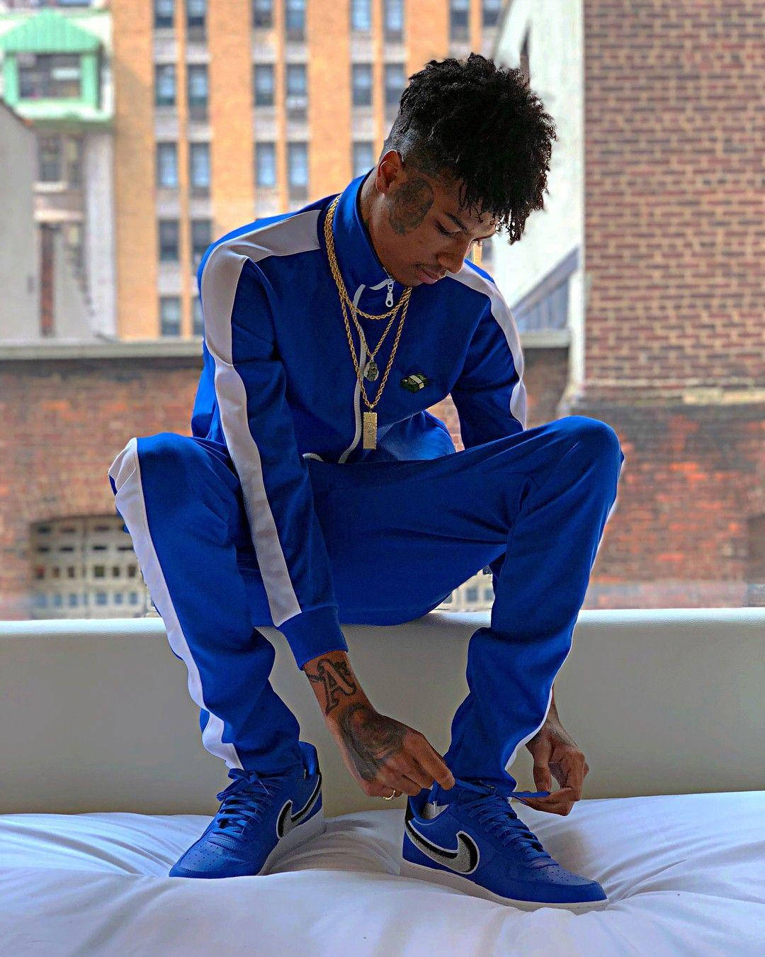 Blueface Blue Running Clothes Background