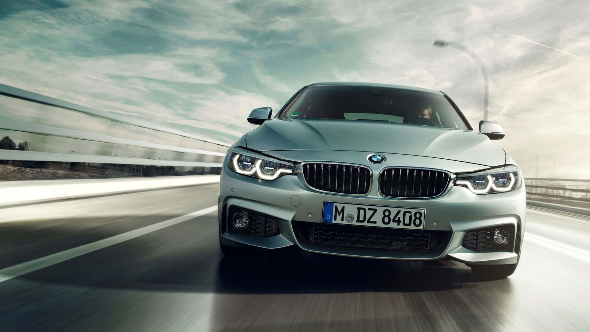 Exhilarating Sleek BMW 4 Series Wallpaper