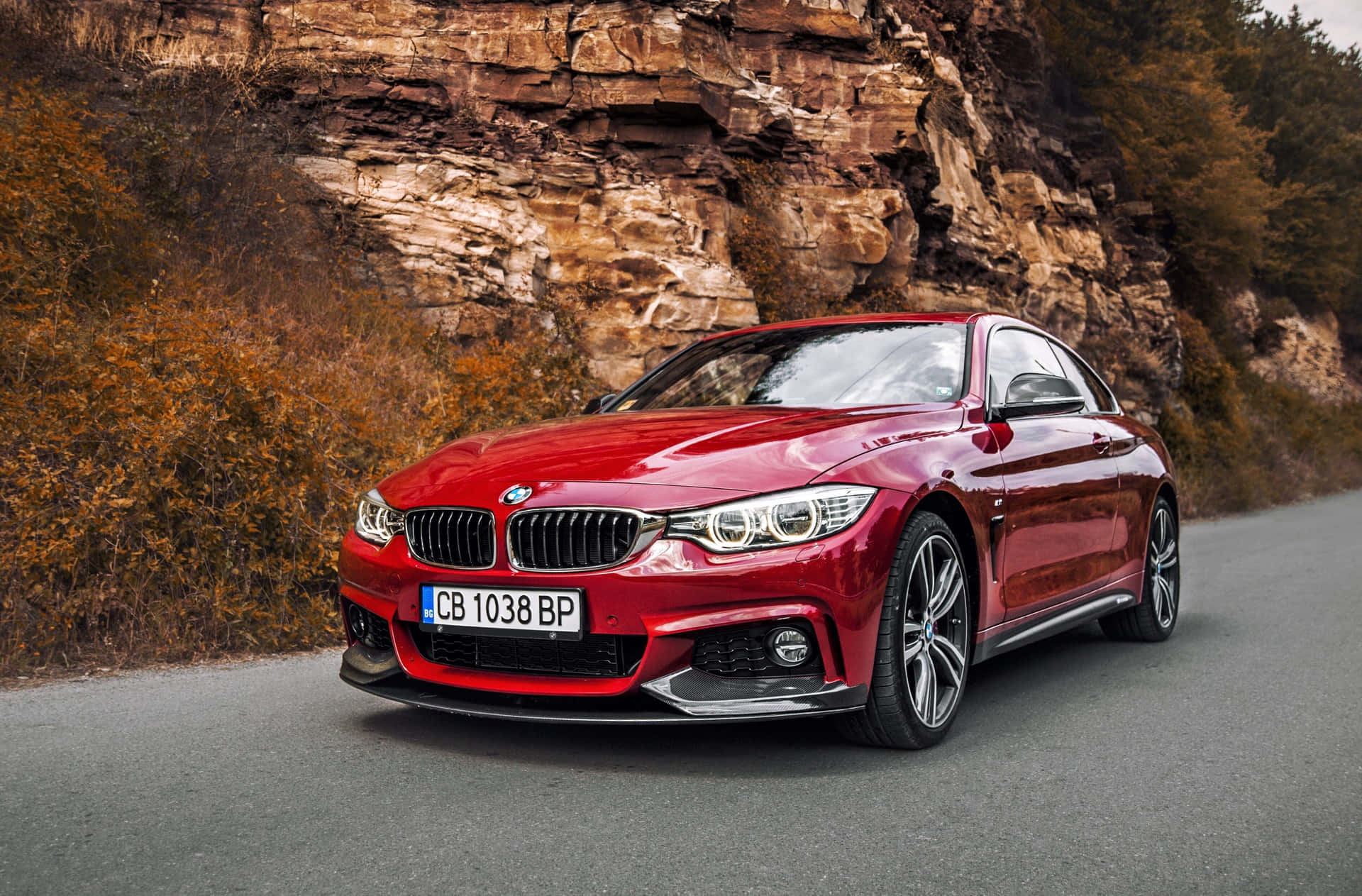 Enjoy A Smooth Acceleration In The BMW 440i Wallpaper