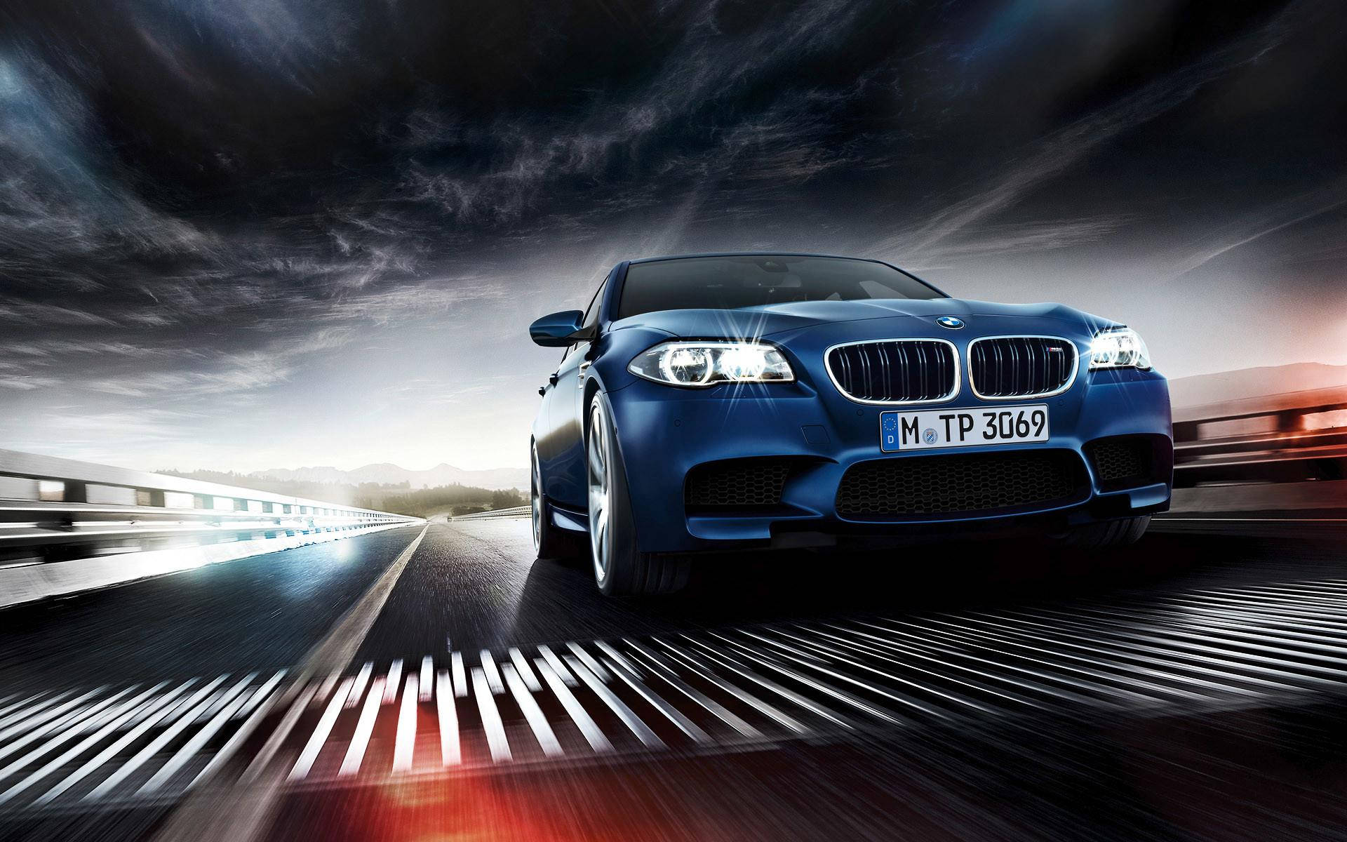 High-Performance BMW SuperCar on Desktop Wallpaper