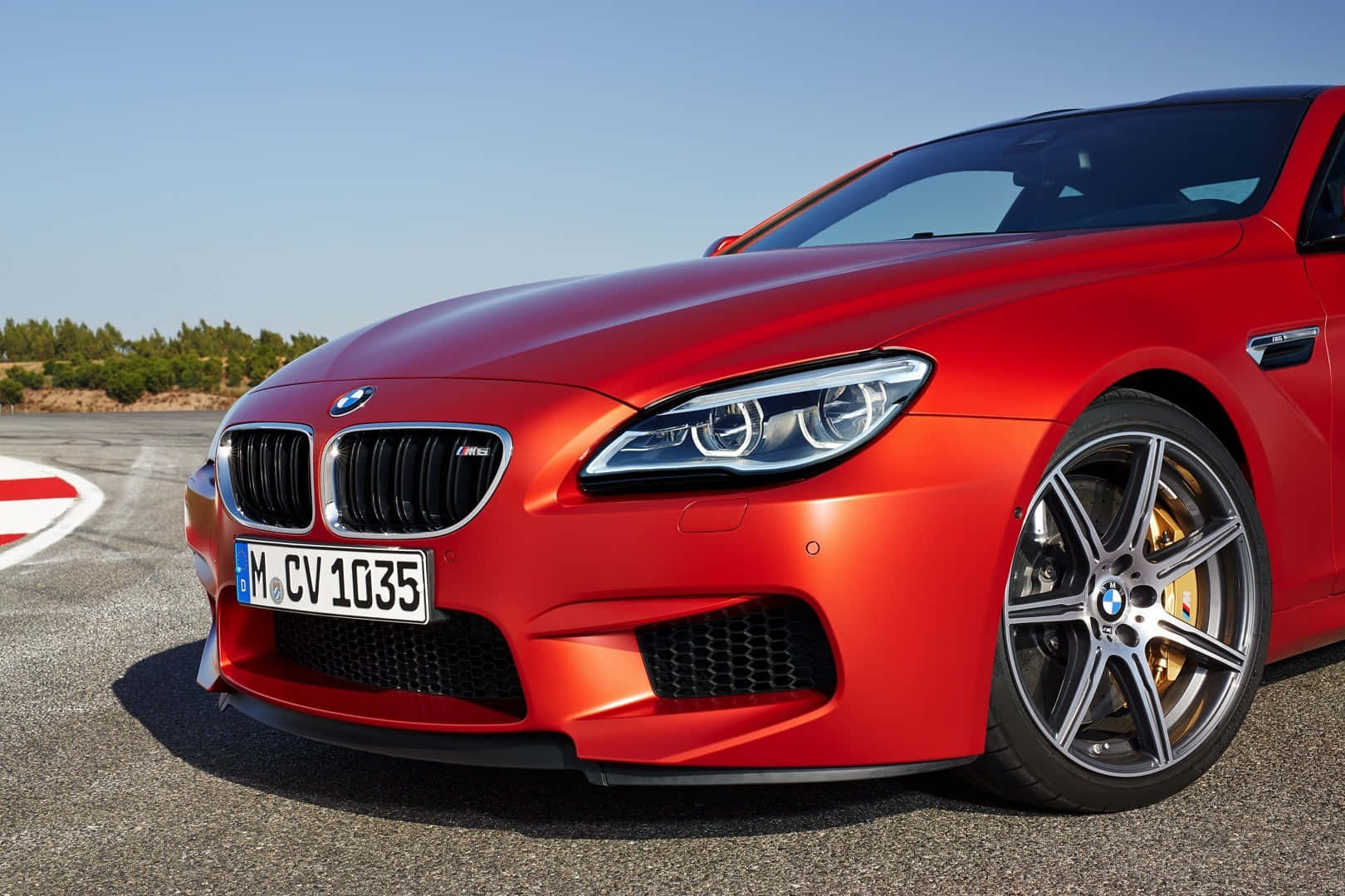 Stunning BMW M6 in Motion Wallpaper