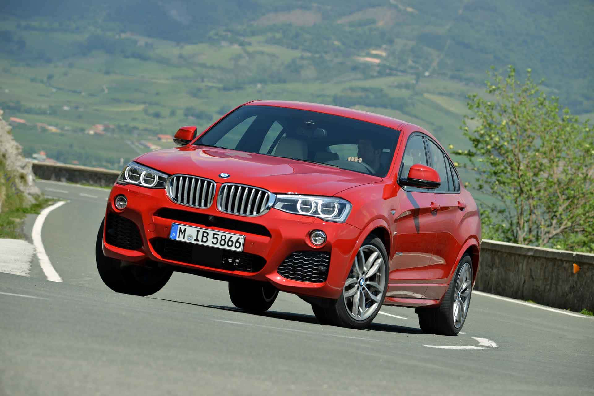 BMW X4 - The Epitome of Style and Performance Wallpaper