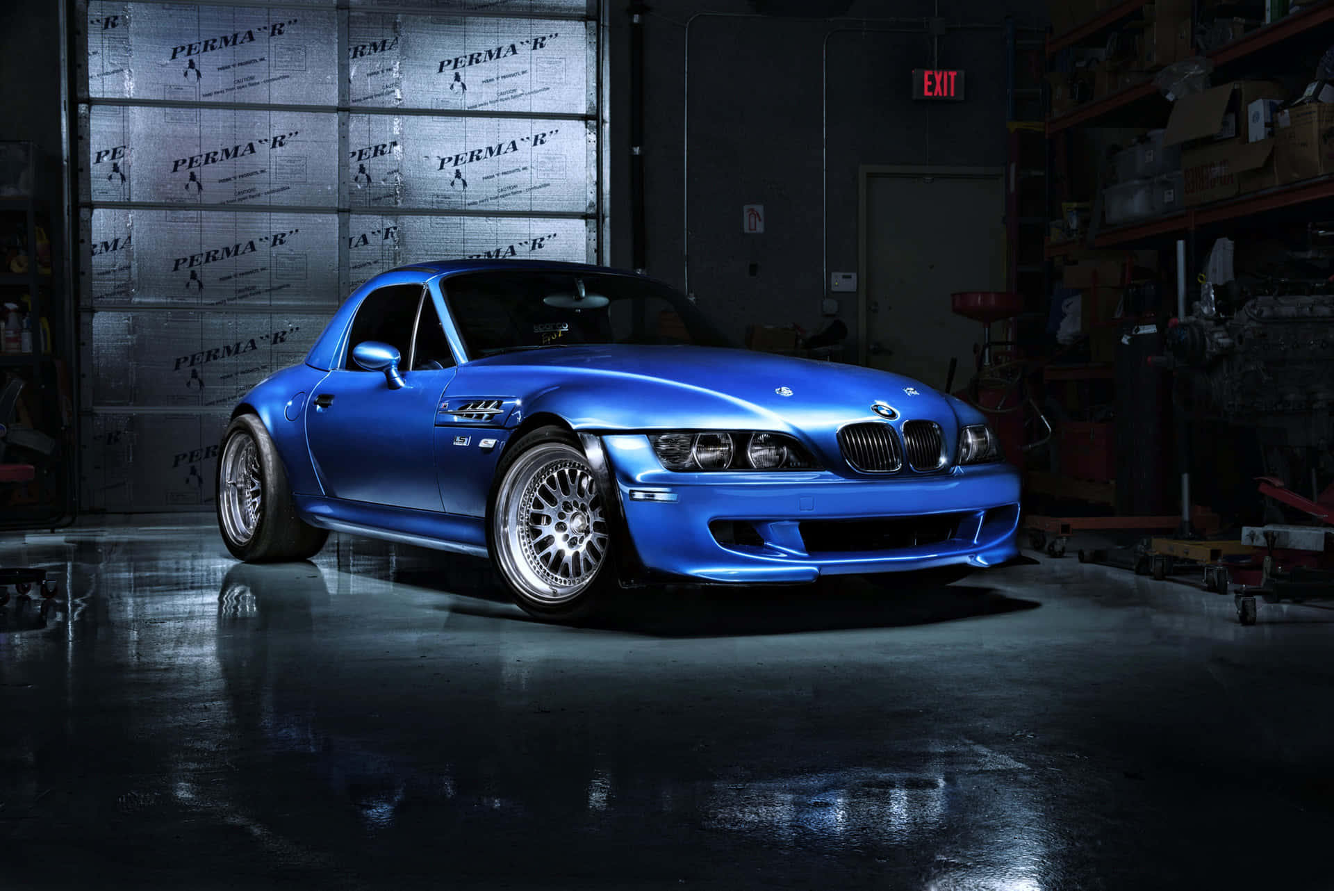 Caption: Sleek and Stylish BMW Z3 Roadster Wallpaper