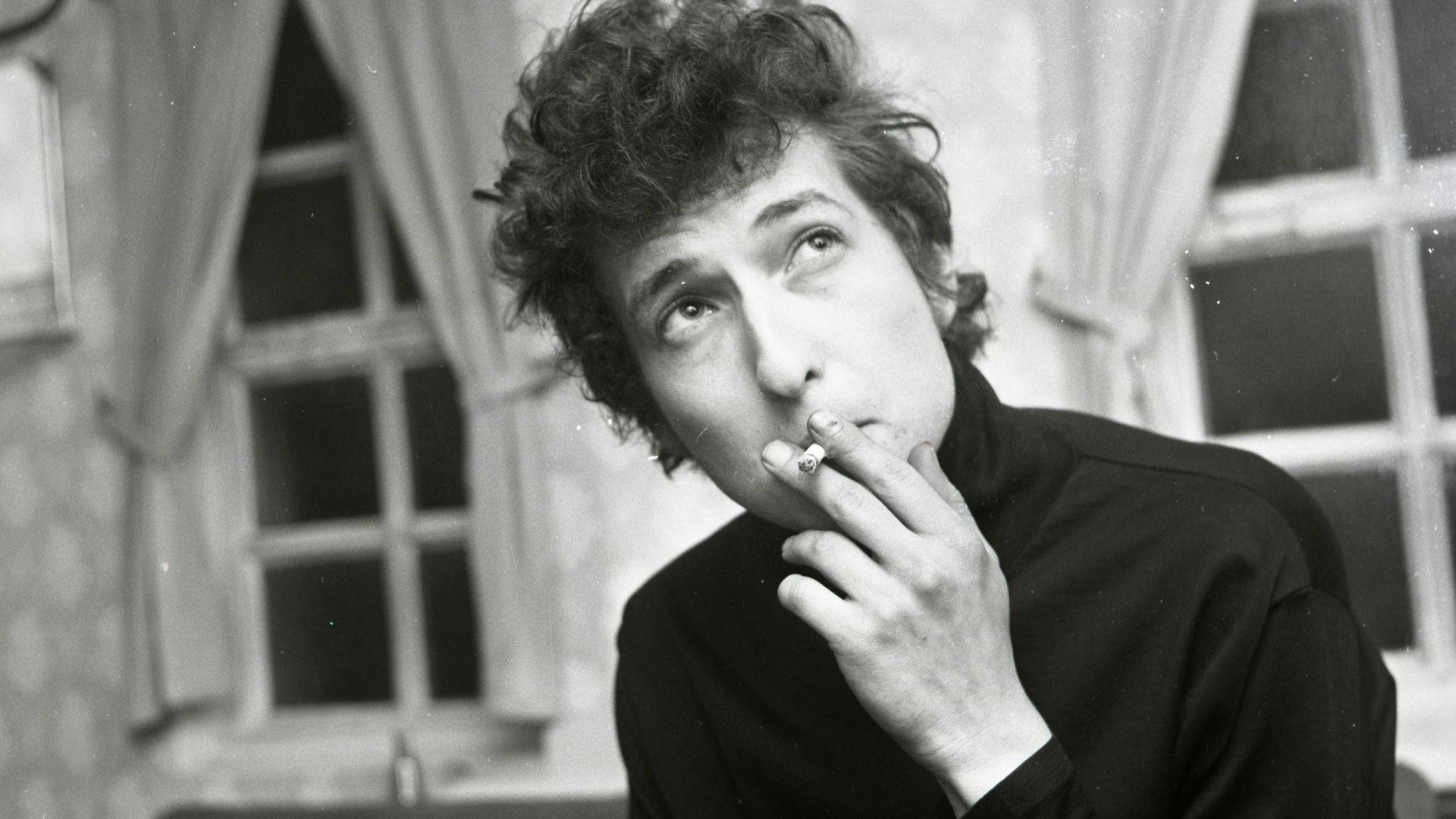 Sort og hvid Bob Dylan rygning gråtone tapet. Wallpaper