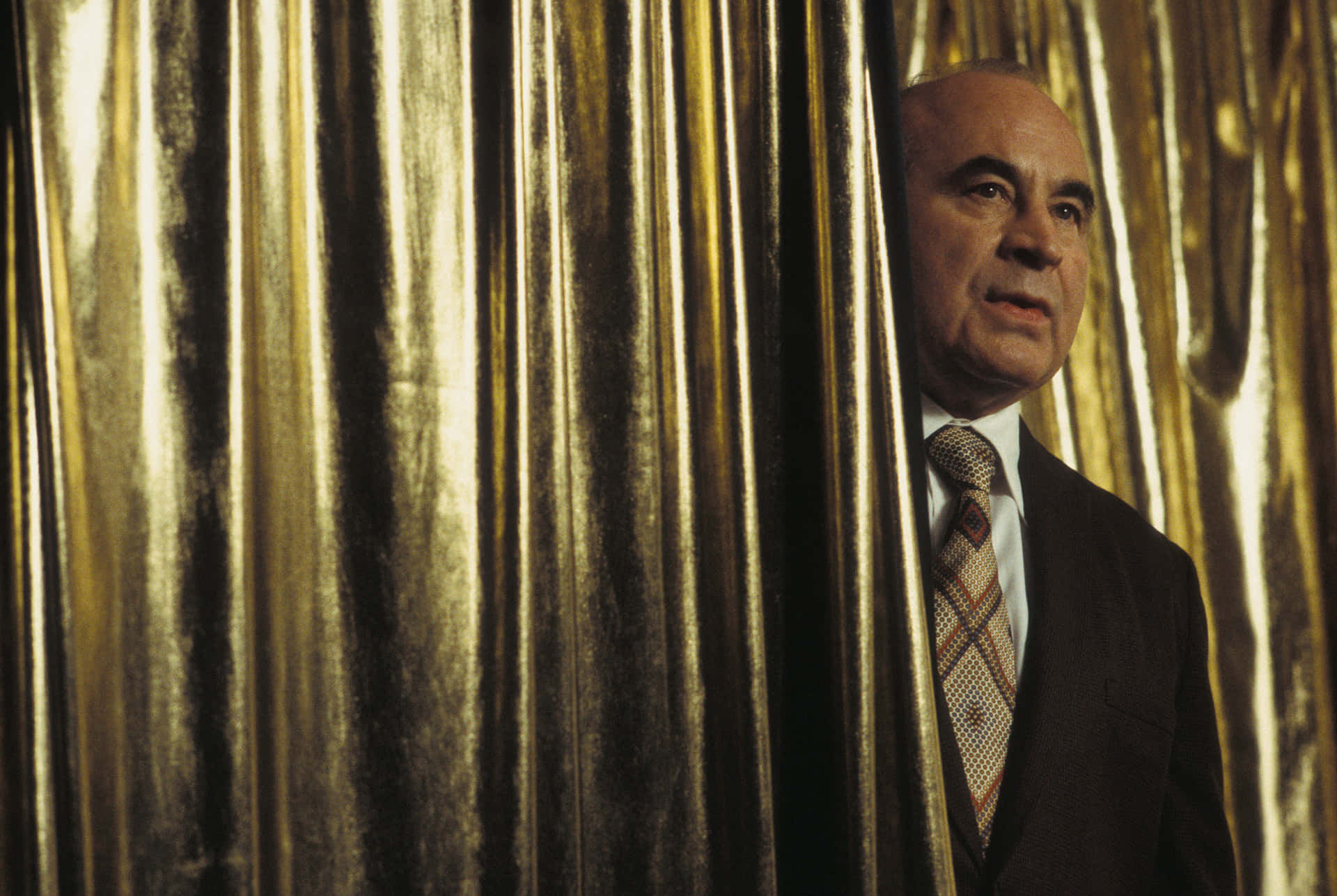 Bob Hoskins [wallpaper] Wallpaper