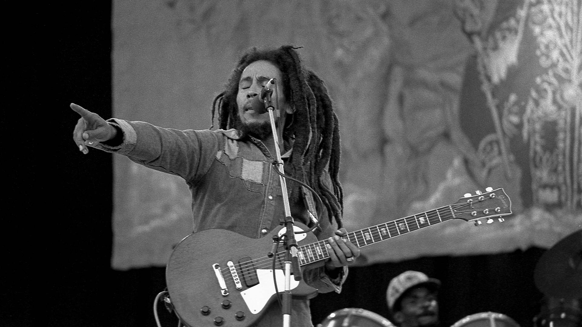 Bob Marley And The Wailers Reggae Icon Wallpaper