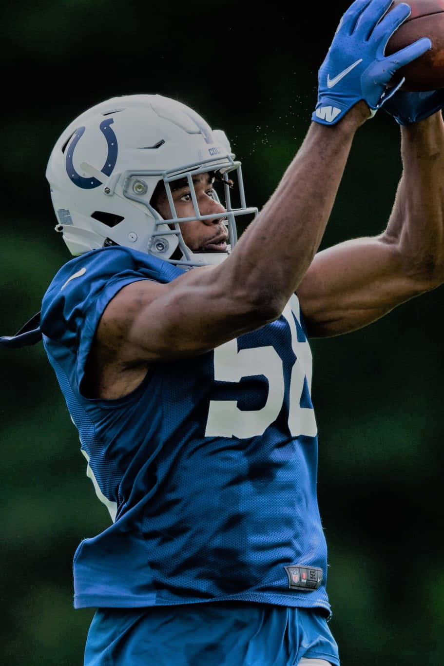 Bobby Okereke, Linebacker Des Indianapolis Colts, En Action Fond d'écran