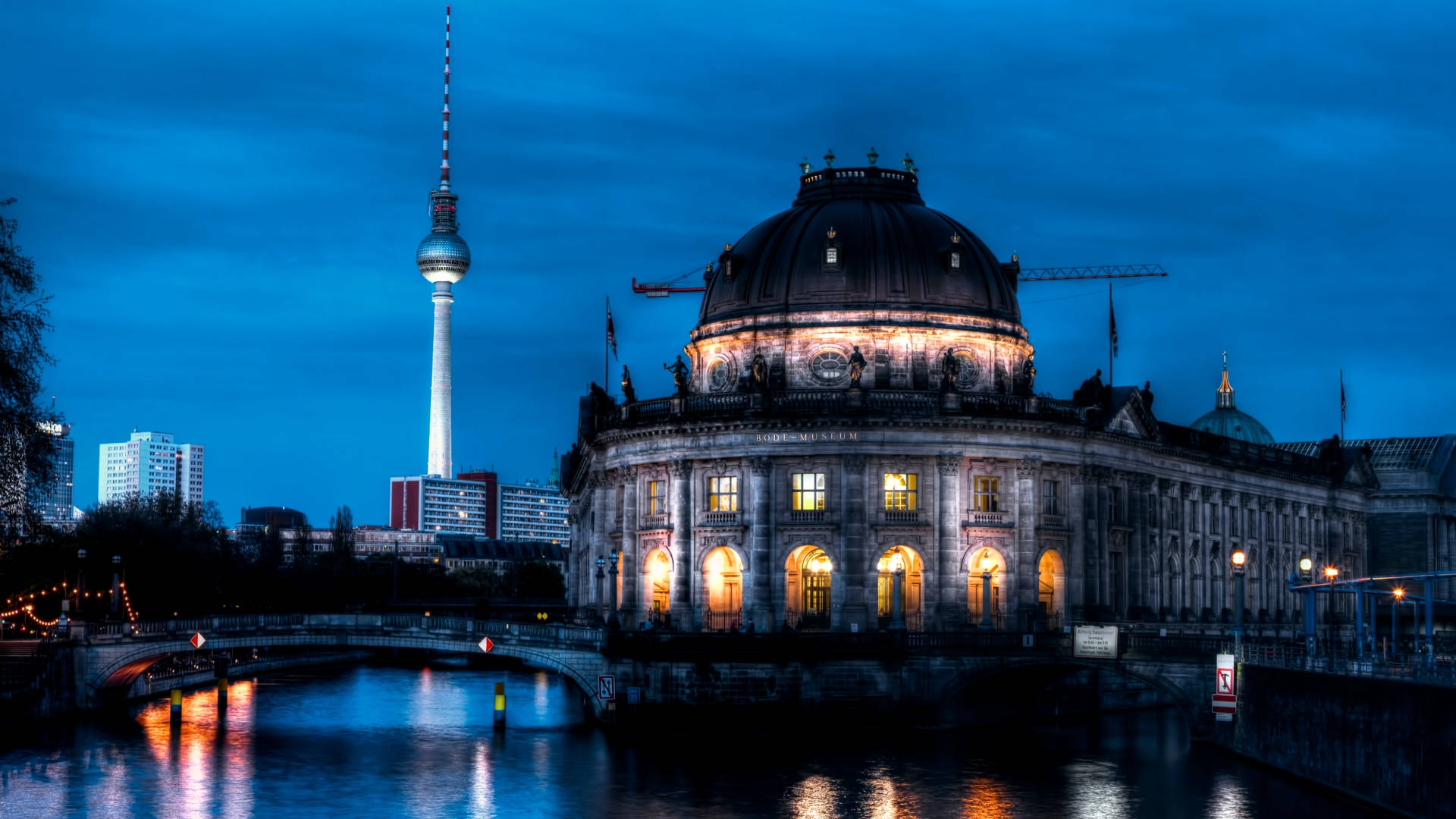 Bode Museum At Night Background