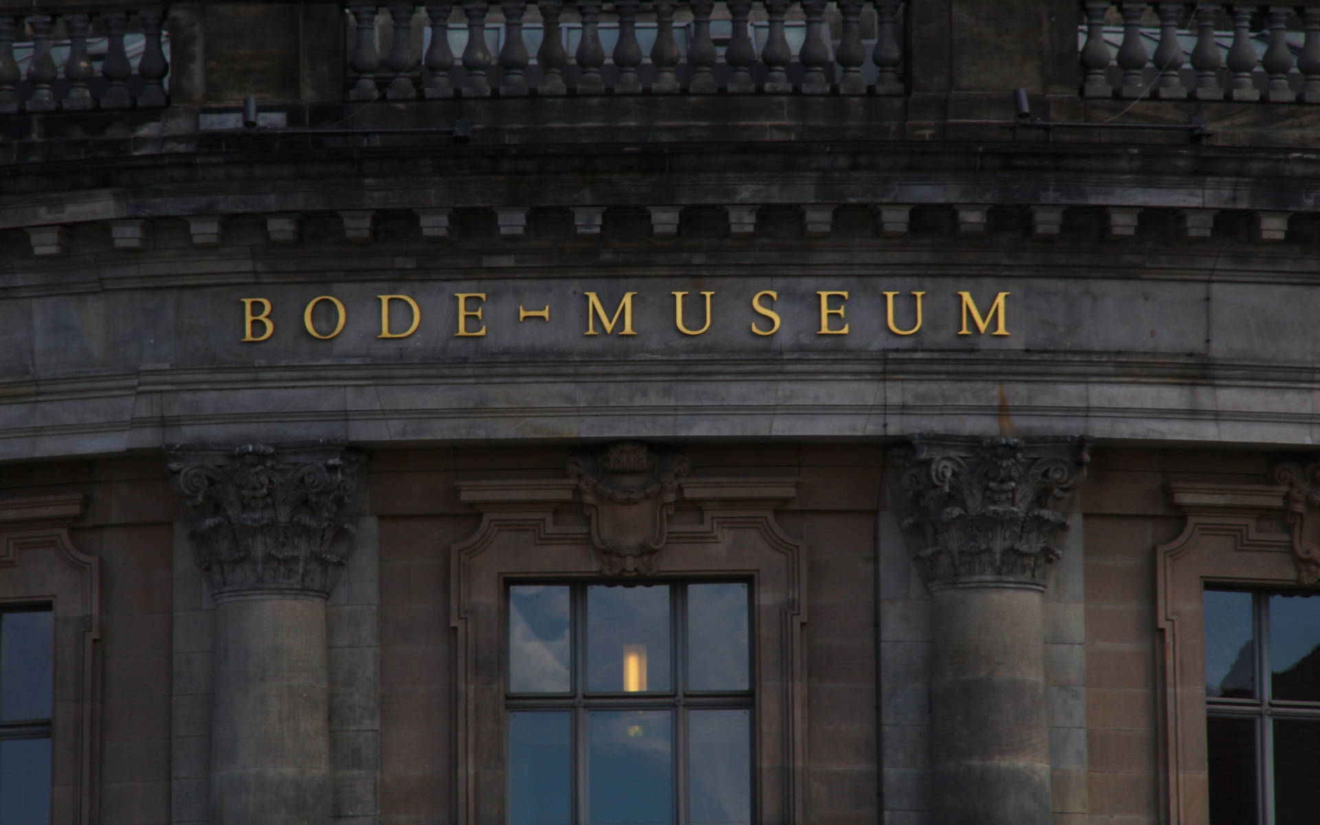 Bode Museum Letters Wallpaper