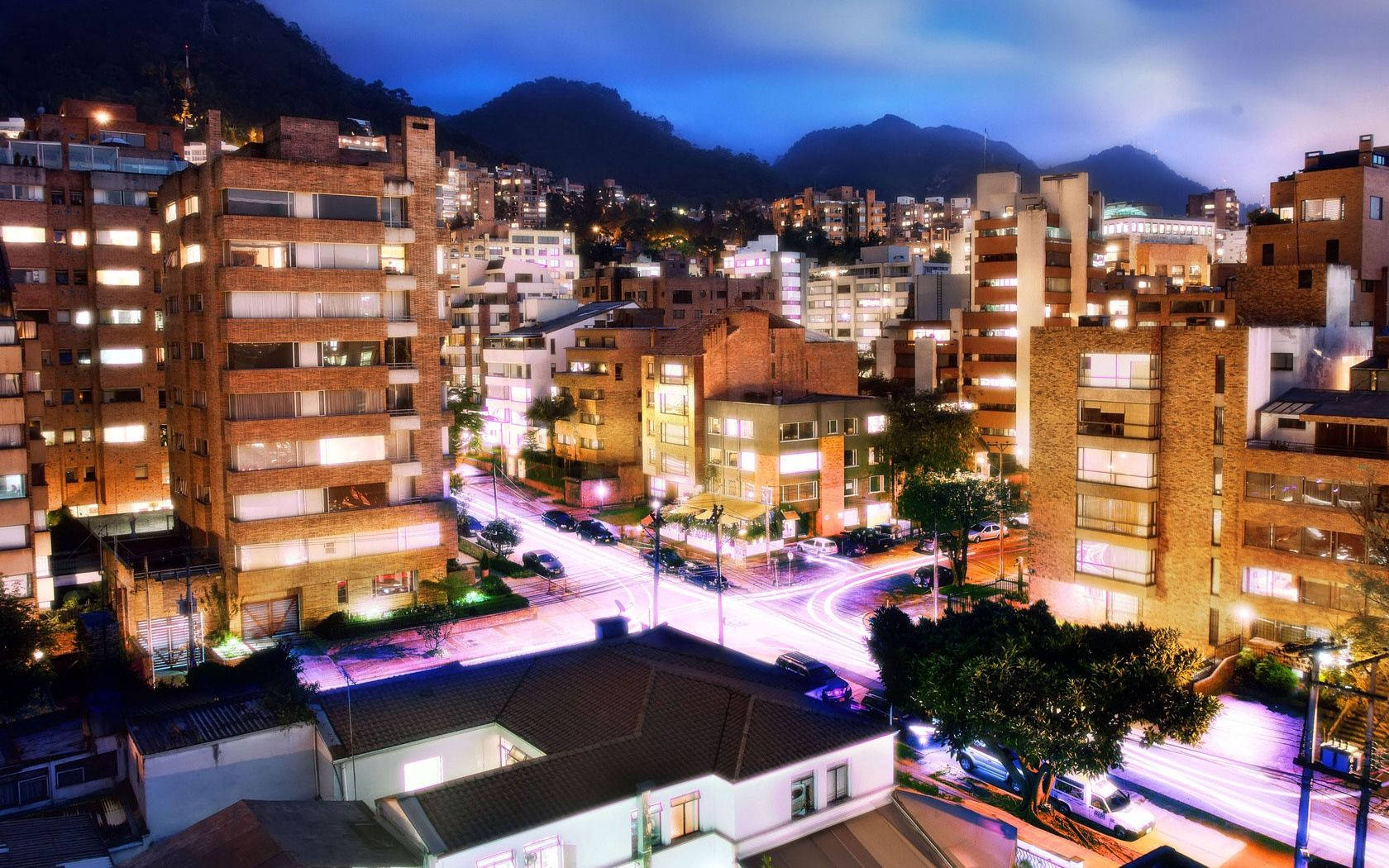 Bogota Med Blå Himmel Sceneri Wallpaper