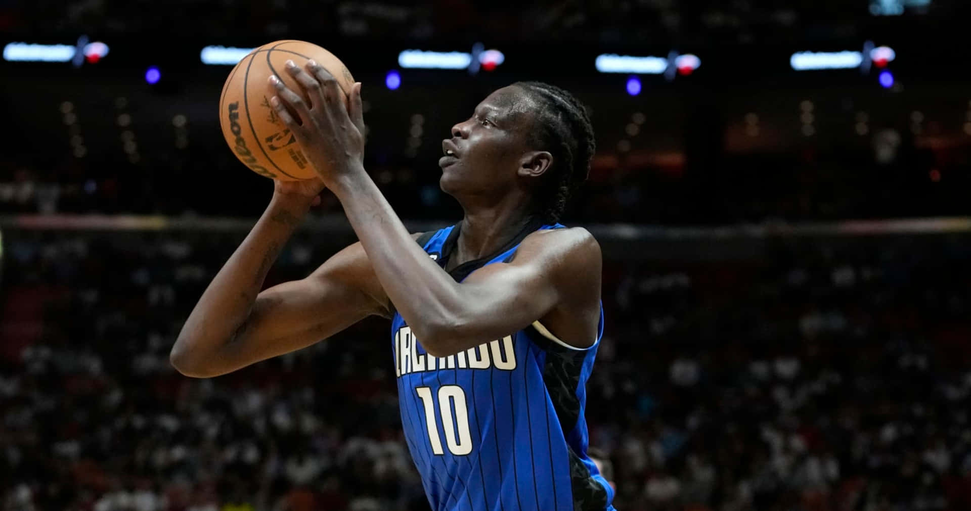 Bol Bol Orlando Magic Basketball Action Wallpaper