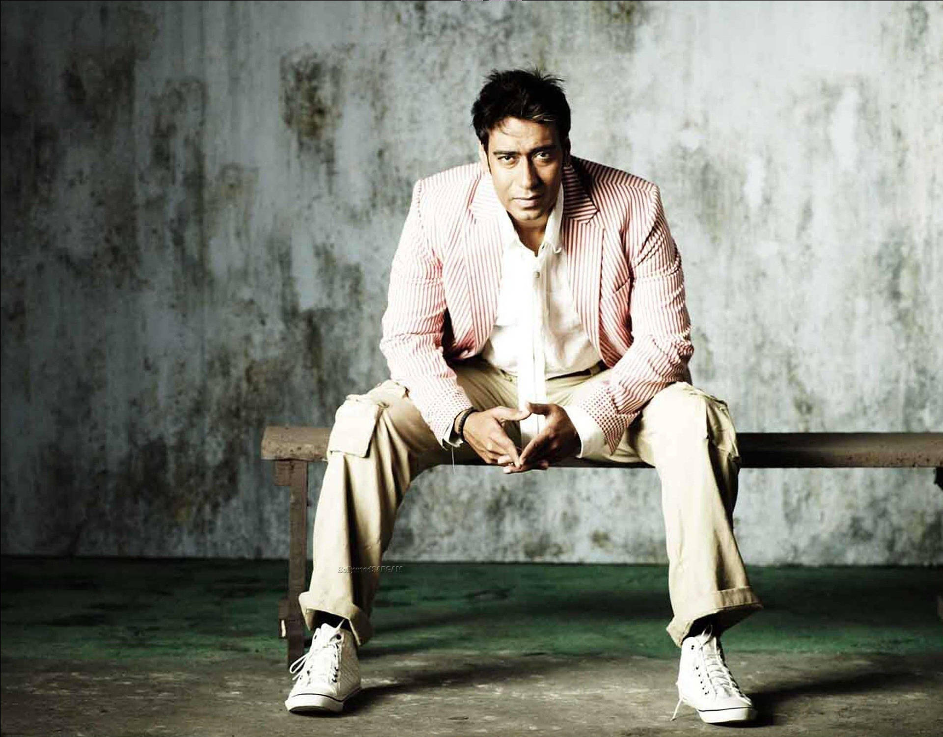 Actorde Bollywood Ajay Devgn Fondo de pantalla