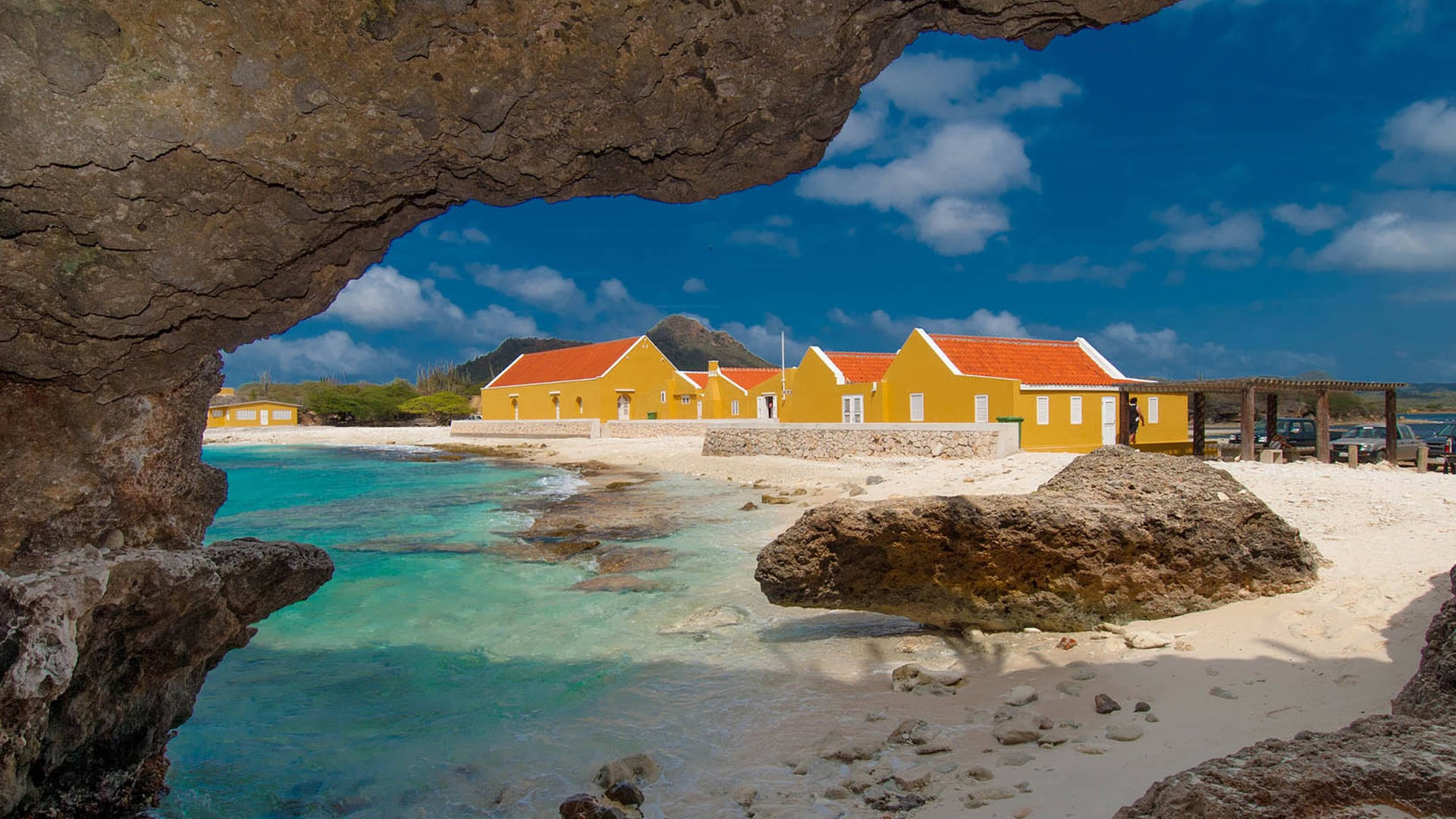 Bonaire Yellow Houses Wallpaper