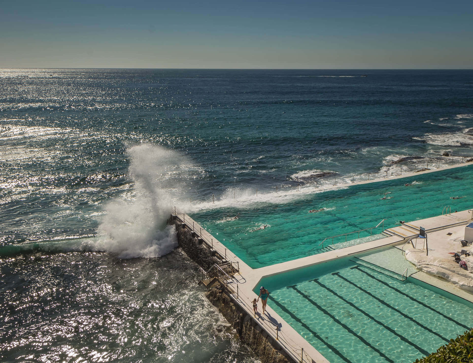 Bondi Beach Ocean Pool Waves Wallpaper