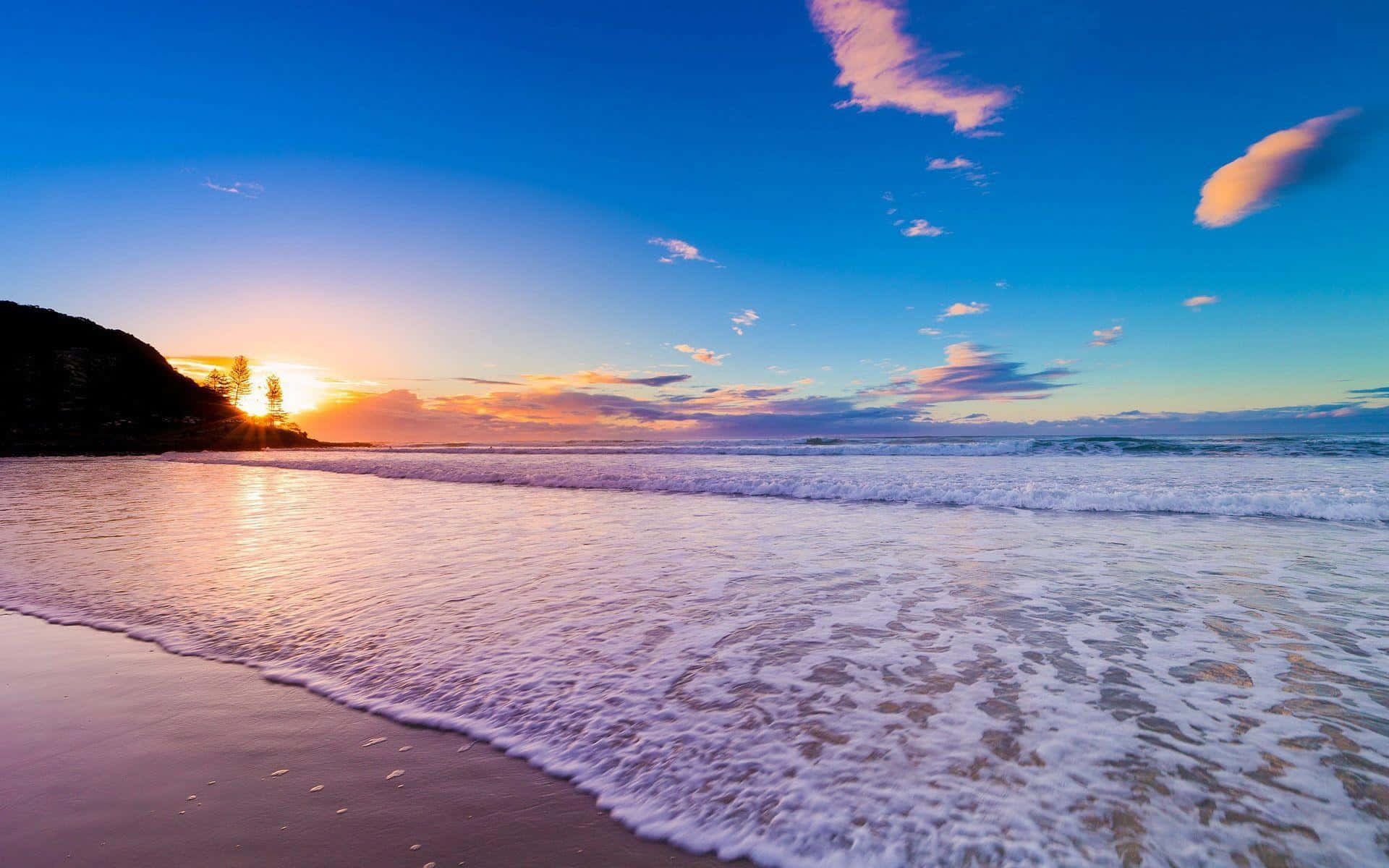 Bondi Beach Sunset Serenity Wallpaper