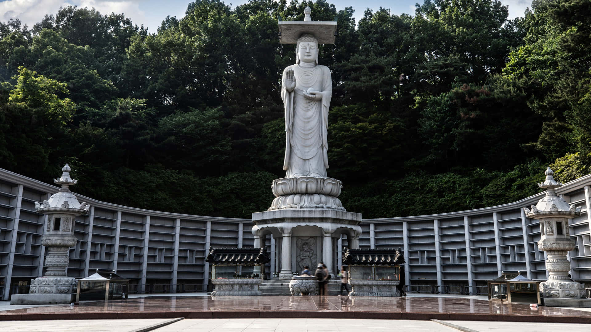 Bongeunsa Temple Maitreya Buddha Statue Wallpaper