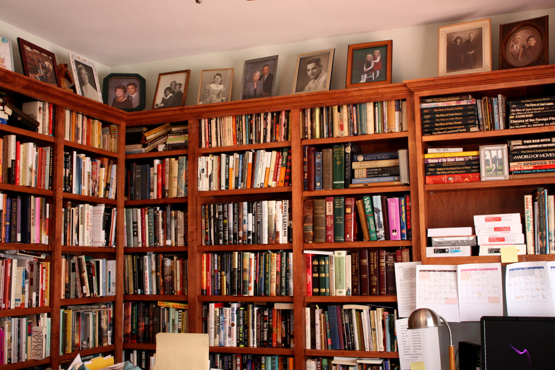 Home Decor Bookshelf Picture