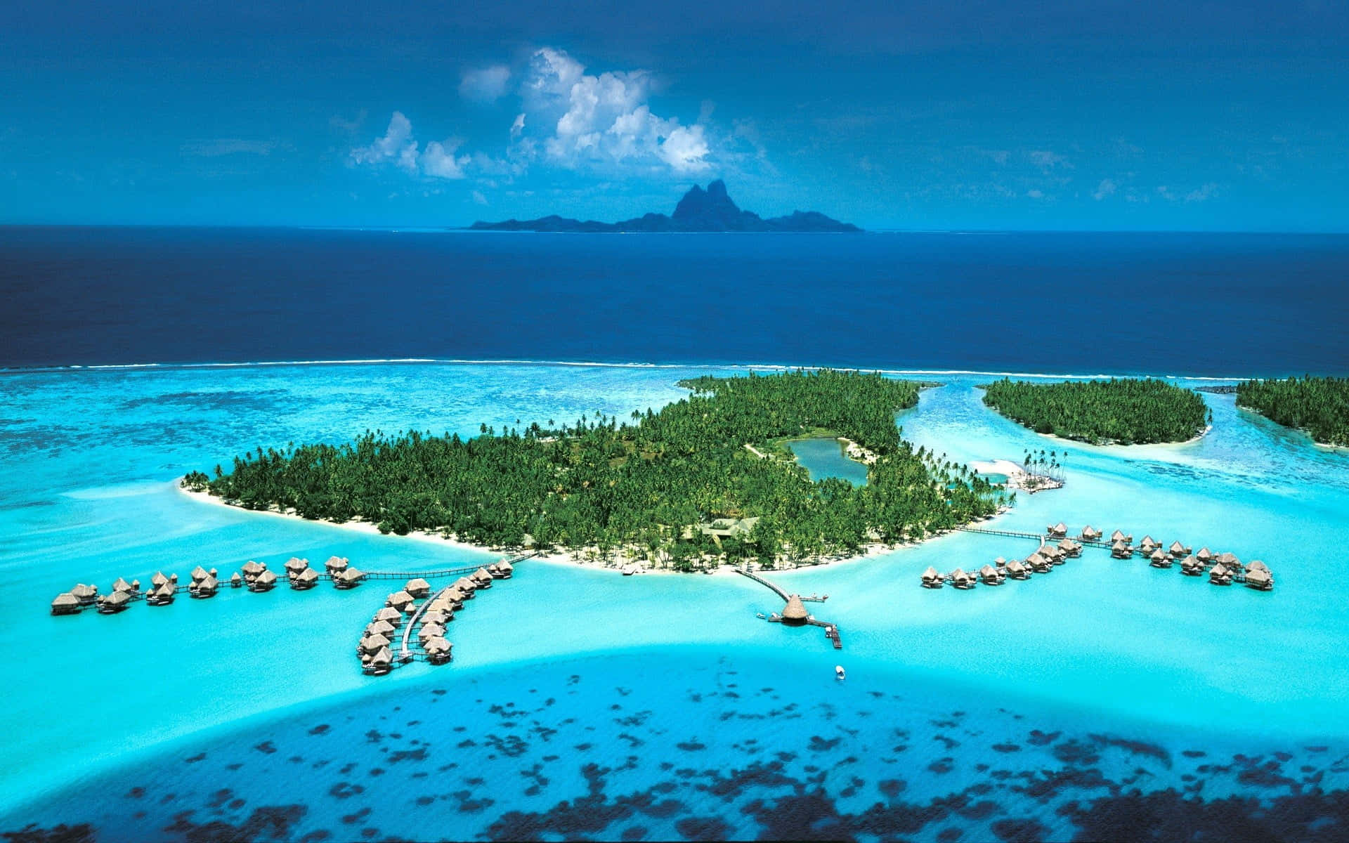 Stunning Bora Bora Beach Paradise Wallpaper