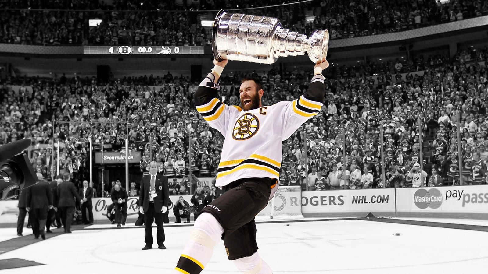 Download The Boston Bruins Ready for Another Triumphant Year