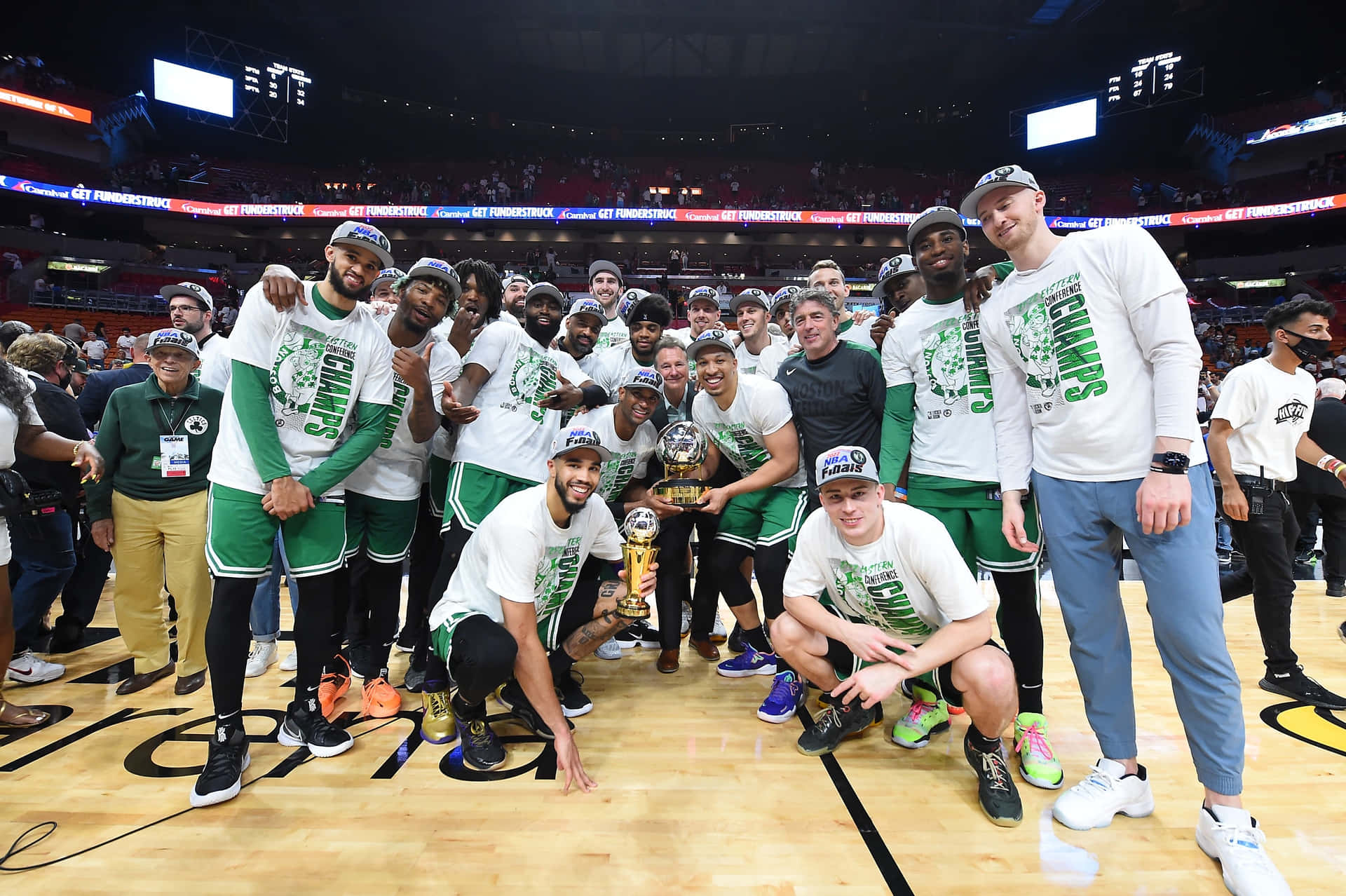 Imagencelebrando La Gloria Del Campeonato De Los Celtics