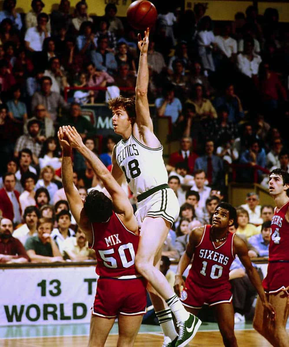 Boston Celtics Player Dave Cowens Wallpaper