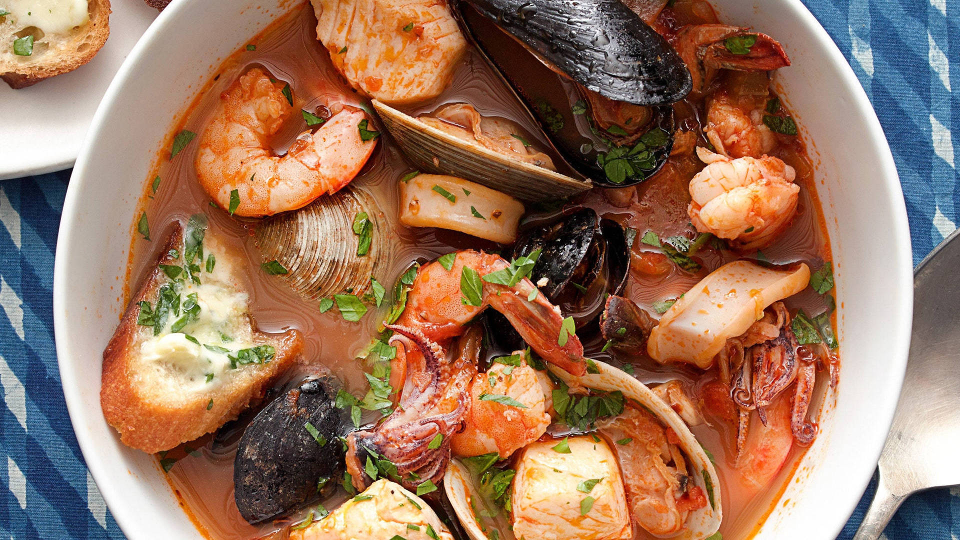 Bouillabaisse French Dish With Bread Wallpaper