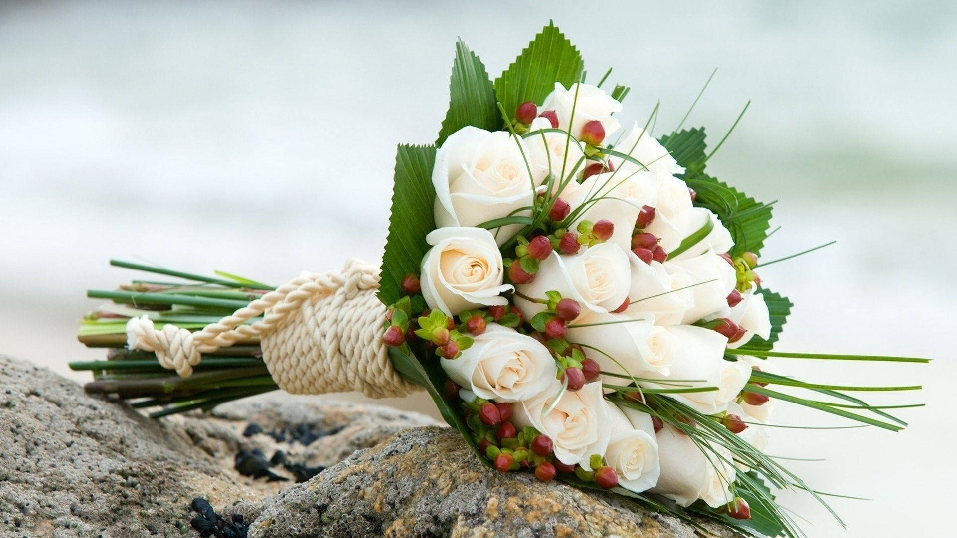 Bouquet Bridal On Beach Wallpaper