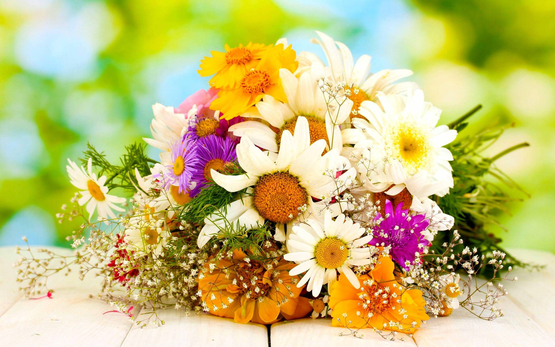 Bouquet Of Daisies And Sunflowers Wallpaper