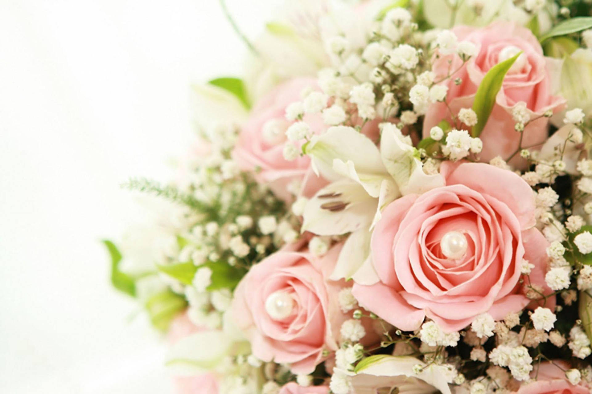 Bouquet Of Roses With Pearls Wallpaper