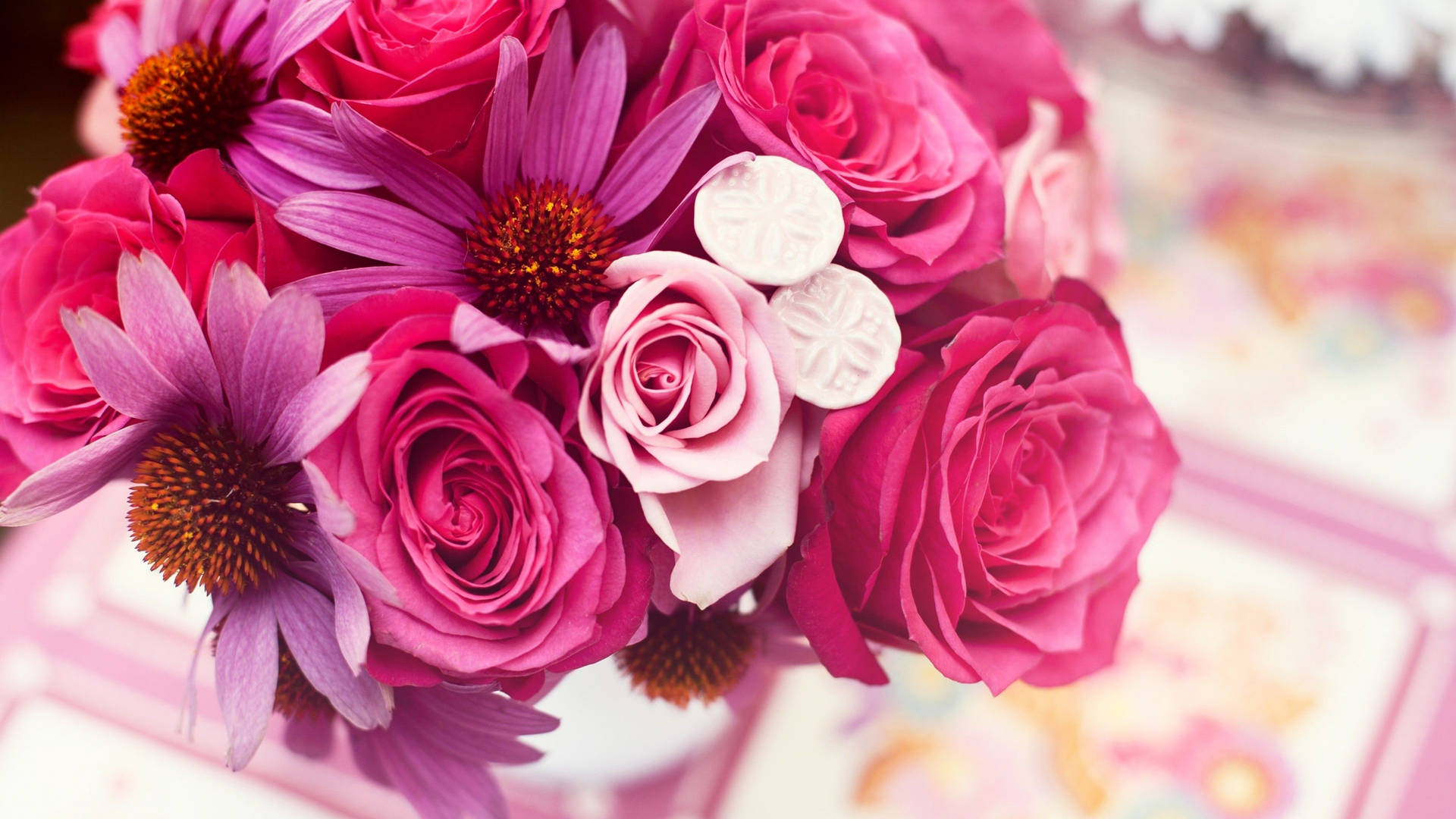 Bouquet Roses And Coneflowers Wallpaper