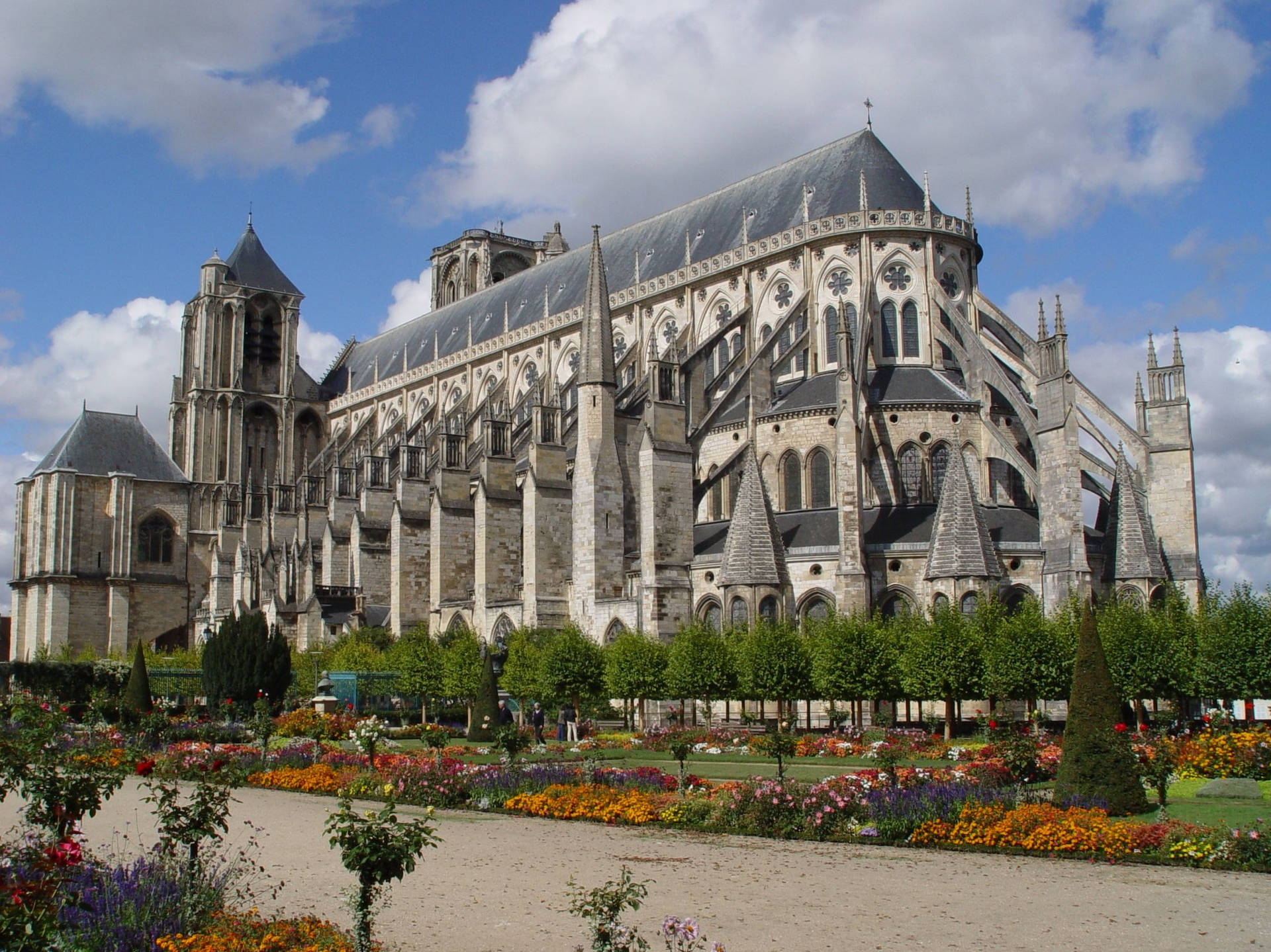Bourges Cathedral Church Wallpaper