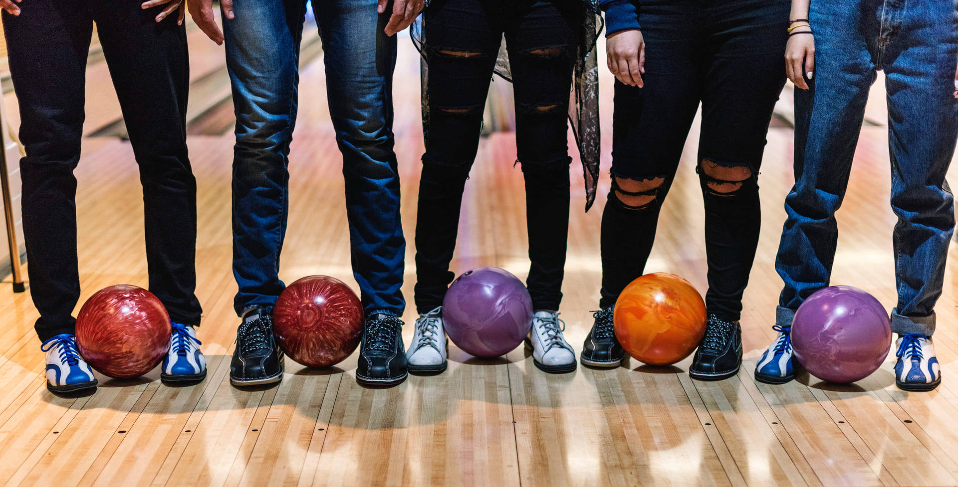 Bowling With Friends Wallpaper
