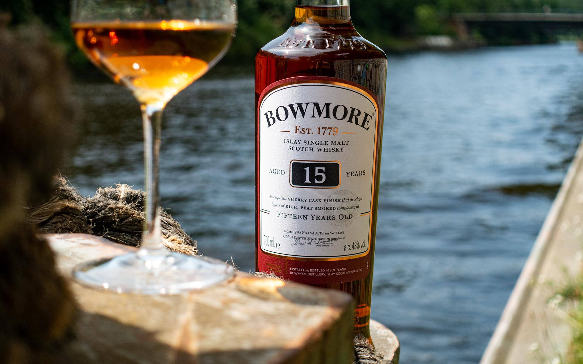 Bowmore15 Anni Vecchio Whisky Sfondo